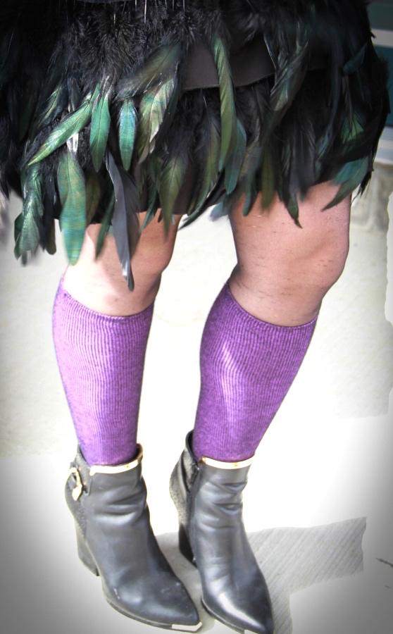 Spresso compression socks in purple with feather skirt