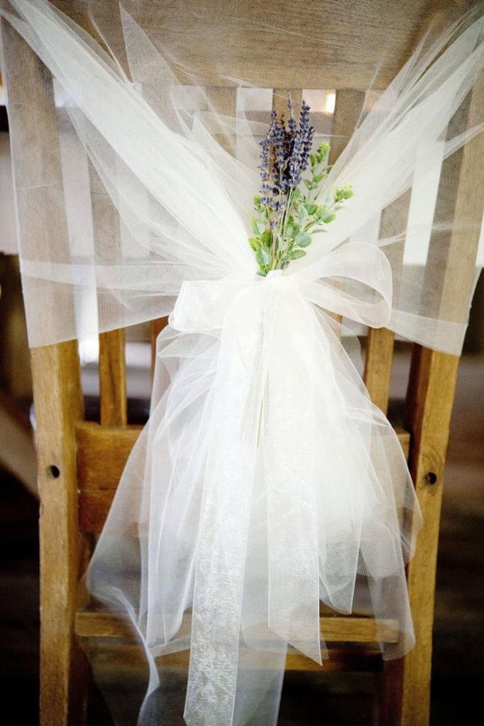Tulle & lavender chair cover, Wedding decoration ideas, Wedding decorations on a budget, DIY Wedding decorations, Rustic Wedding decorations, Fall Wedding decorations